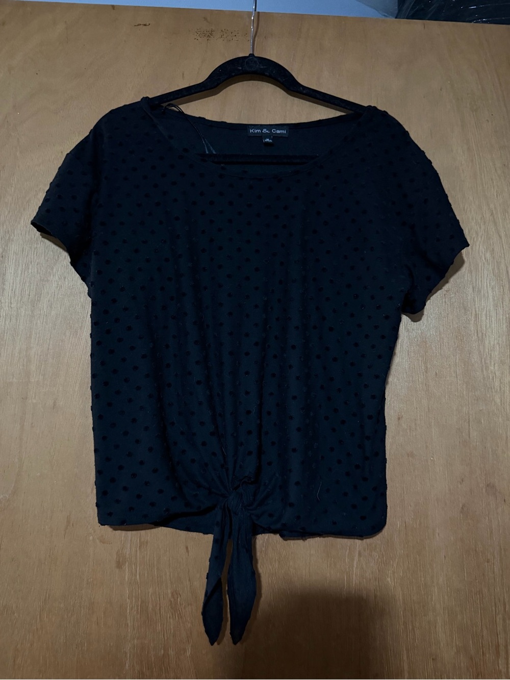 Kim & Cami Swiss Velvet Dot Short Sleeve Tie Front Top Black Size M